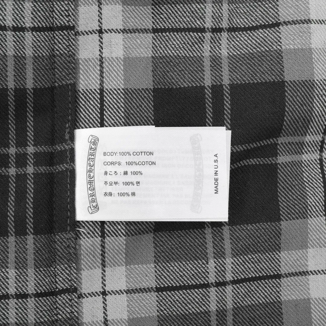 P240 Model No. Y630 CHROME HEARTS/CHROOME HEARTS CH All-over printed dark flower long-sleeved shirt. Custom-woven and dyed pure cotton sesame bottom plaid fabric. The finished fabric is then printed with dark flowers. The whole garment is hand-cut on the grid. The labor cost is high at the end of the year. Genuine leather hand-embroidered sleeves. High-quality distressed children's flower four-button buttons. The first batch on the entire network. Size: S-L